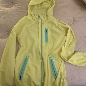 Yellow/blue Under Armour fitted jacket